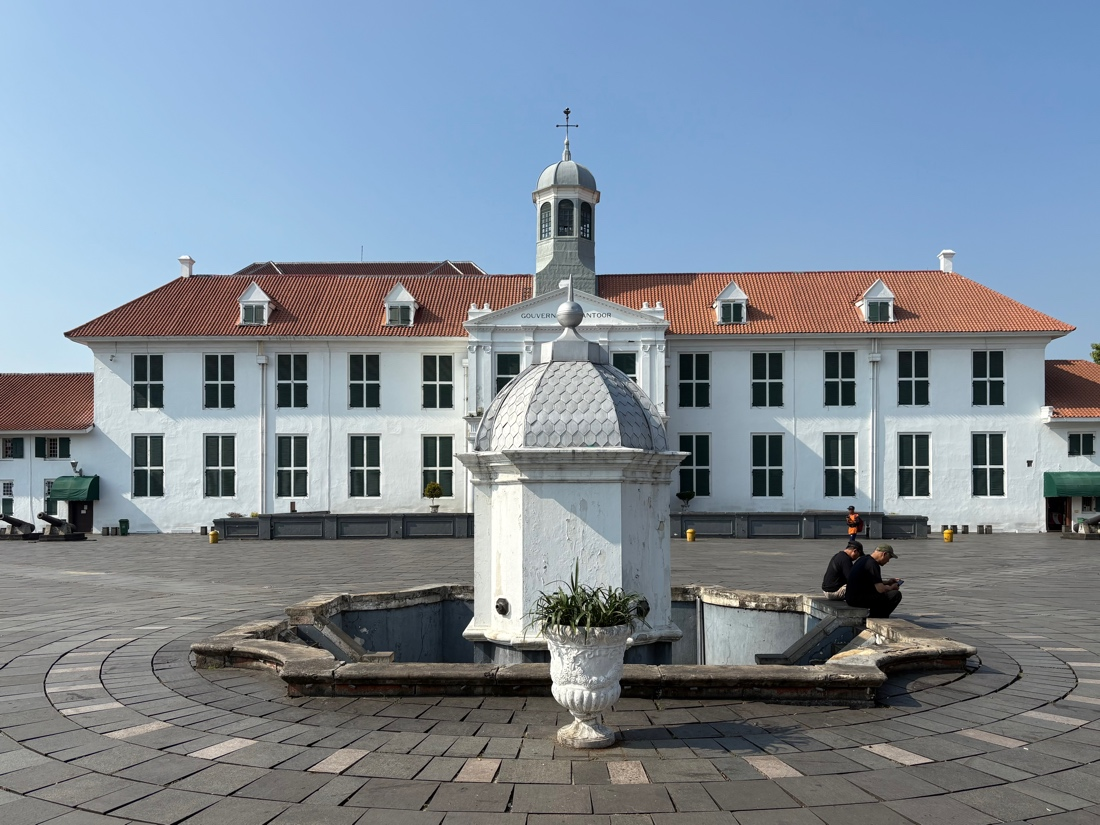 Glodok dan Rahasia yang Terkubur