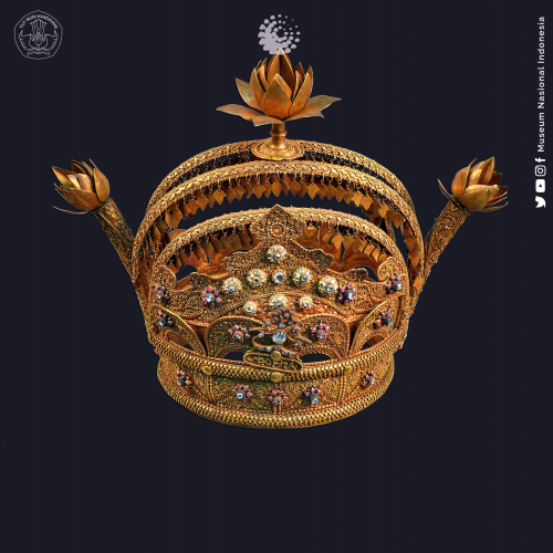 Mahkota Siak Bukti Penyatuan Kekuasan Kesultanan Siak Sri Indrapura kepada Republik Indonesia